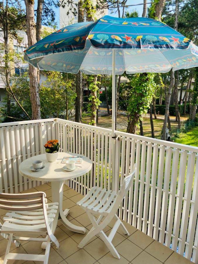Villa Rosanna Lignano Sabbiadoro Buitenkant foto