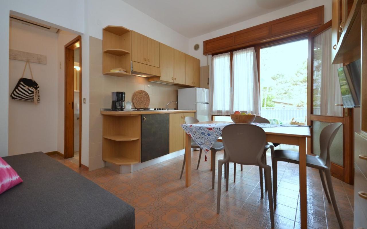Villa Rosanna Lignano Sabbiadoro Buitenkant foto